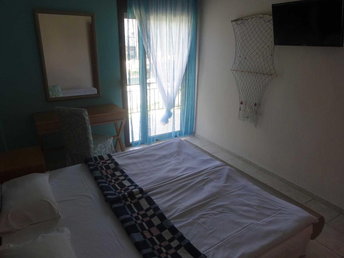 Villa Maria Apartments Polychrono Ngoại thất bức ảnh