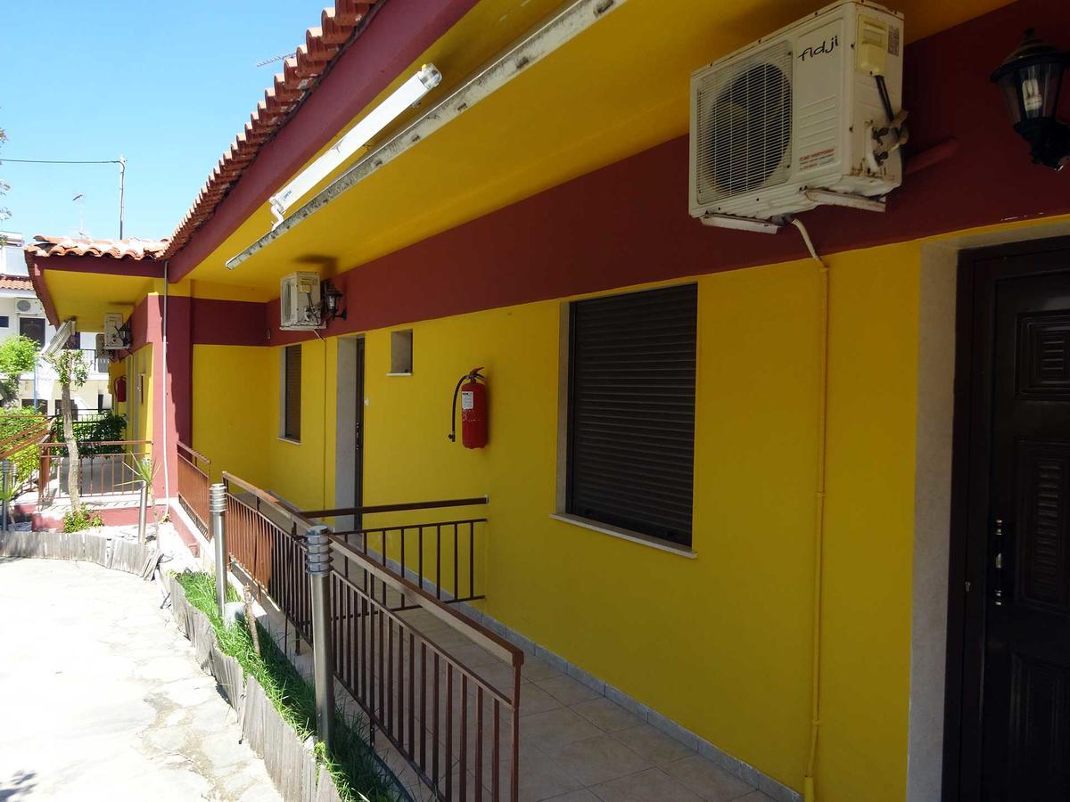 Villa Maria Apartments Polychrono Ngoại thất bức ảnh