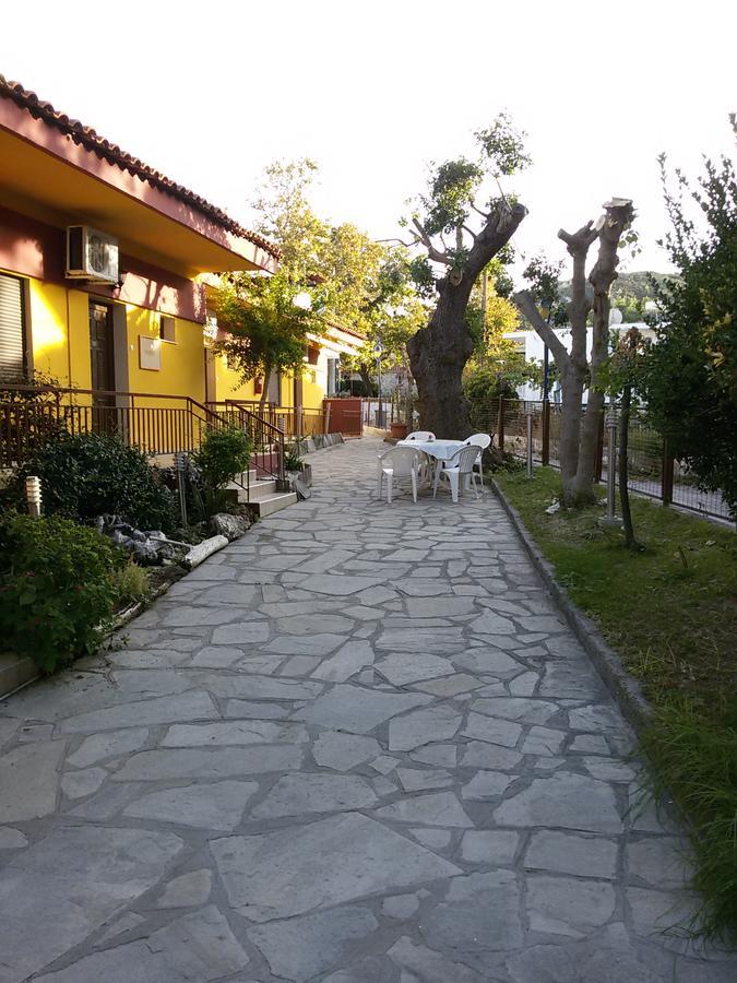Villa Maria Apartments Polychrono Ngoại thất bức ảnh