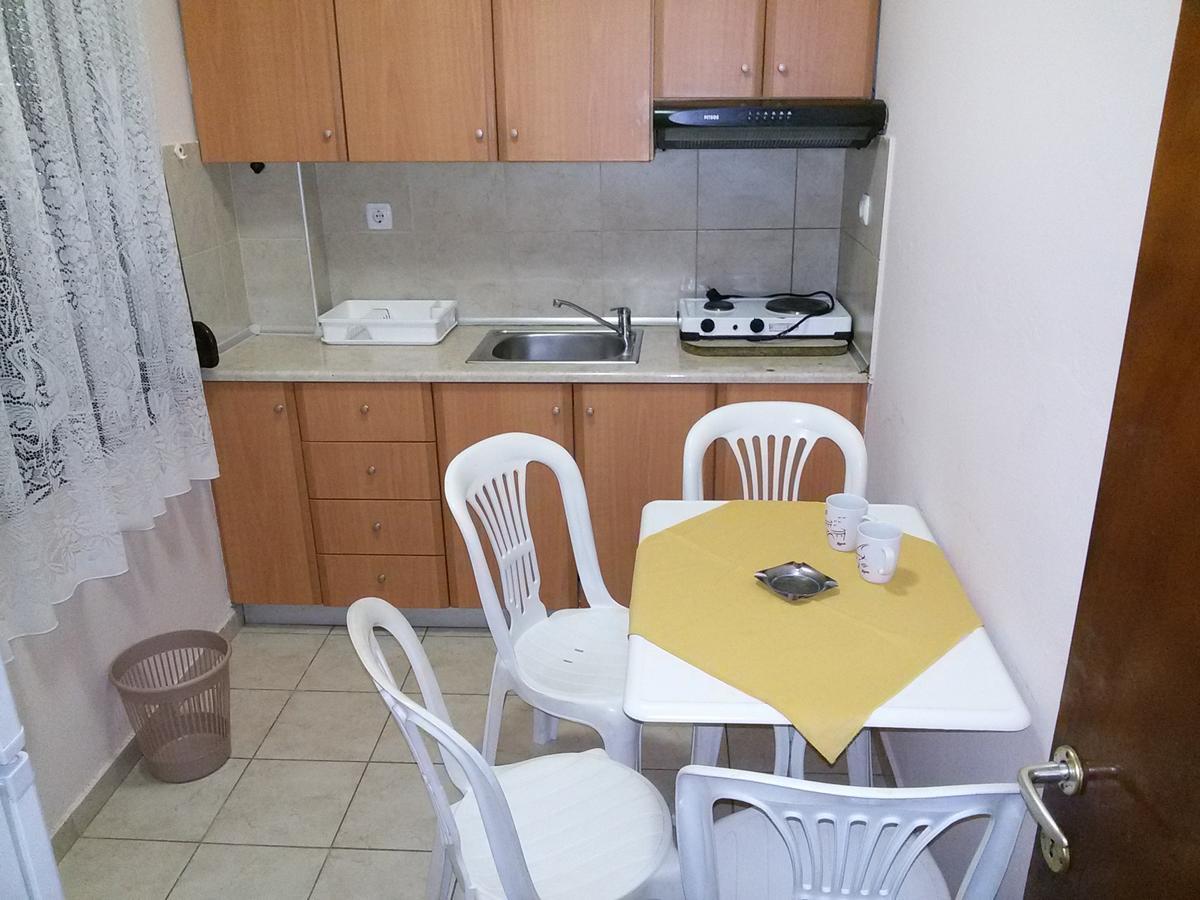 Villa Maria Apartments Polychrono Ngoại thất bức ảnh