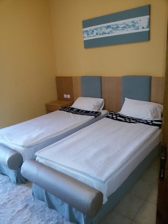 Villa Maria Apartments Polychrono Ngoại thất bức ảnh
